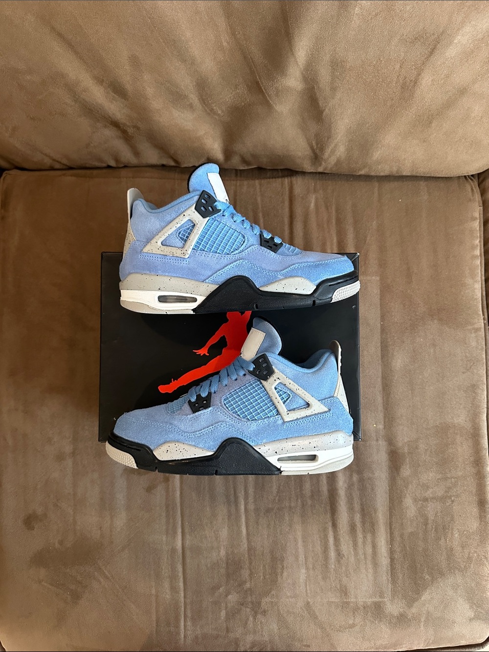 Jordan 4 Retro GS “University Blue” size 4.5Y
